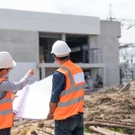 Cómo elegir una buena empresa constructora en España